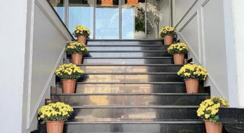 Malisa Hotel Nhu Thuc Zewnętrze zdjęcie